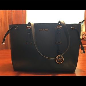 Authentic Michael Kors tote